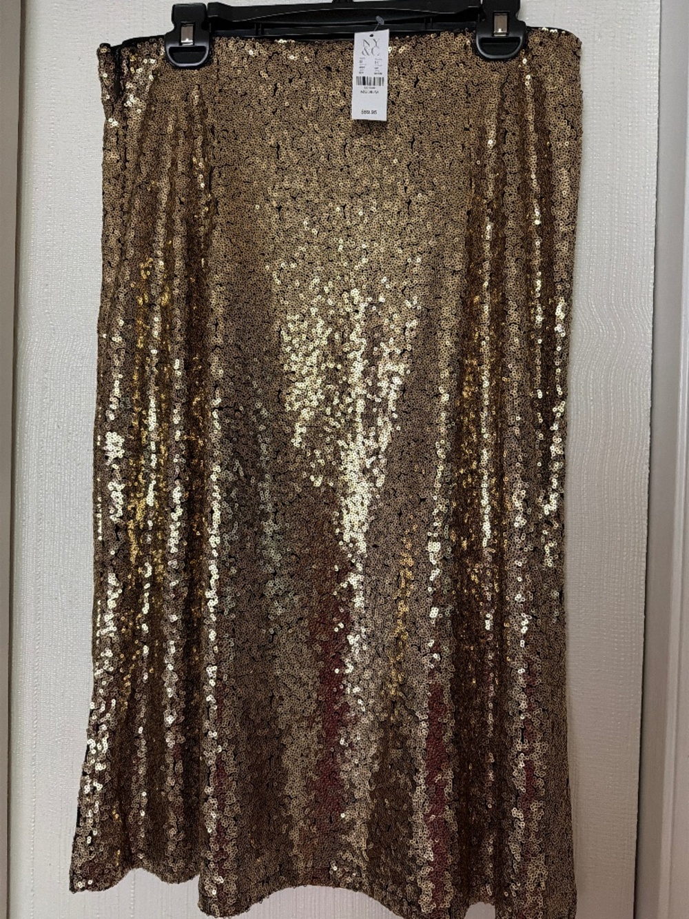 ✨ NY Collection Gold Sequin Skirt – Size Medium ✨